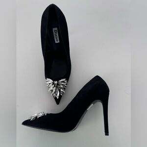 Black pumps with jewels. Suede-like material, never worn. Size 38.